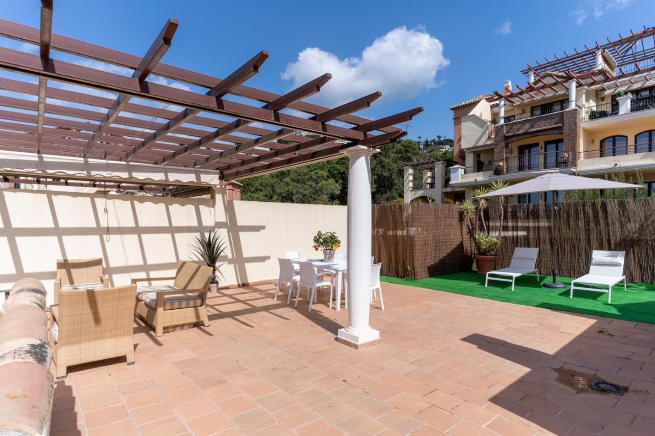 Los Arqueros Golf Apartments Benahavís Екстериор снимка