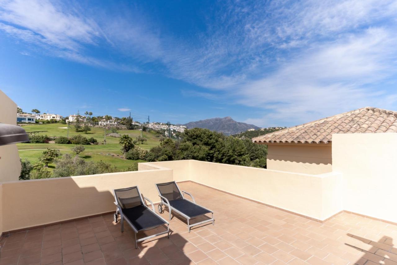 Los Arqueros Golf Apartments Benahavís Екстериор снимка