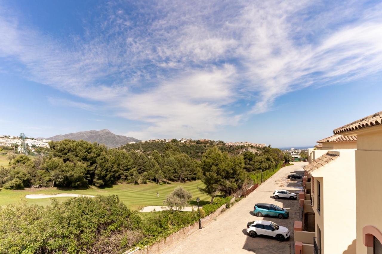 Los Arqueros Golf Apartments Benahavís Екстериор снимка