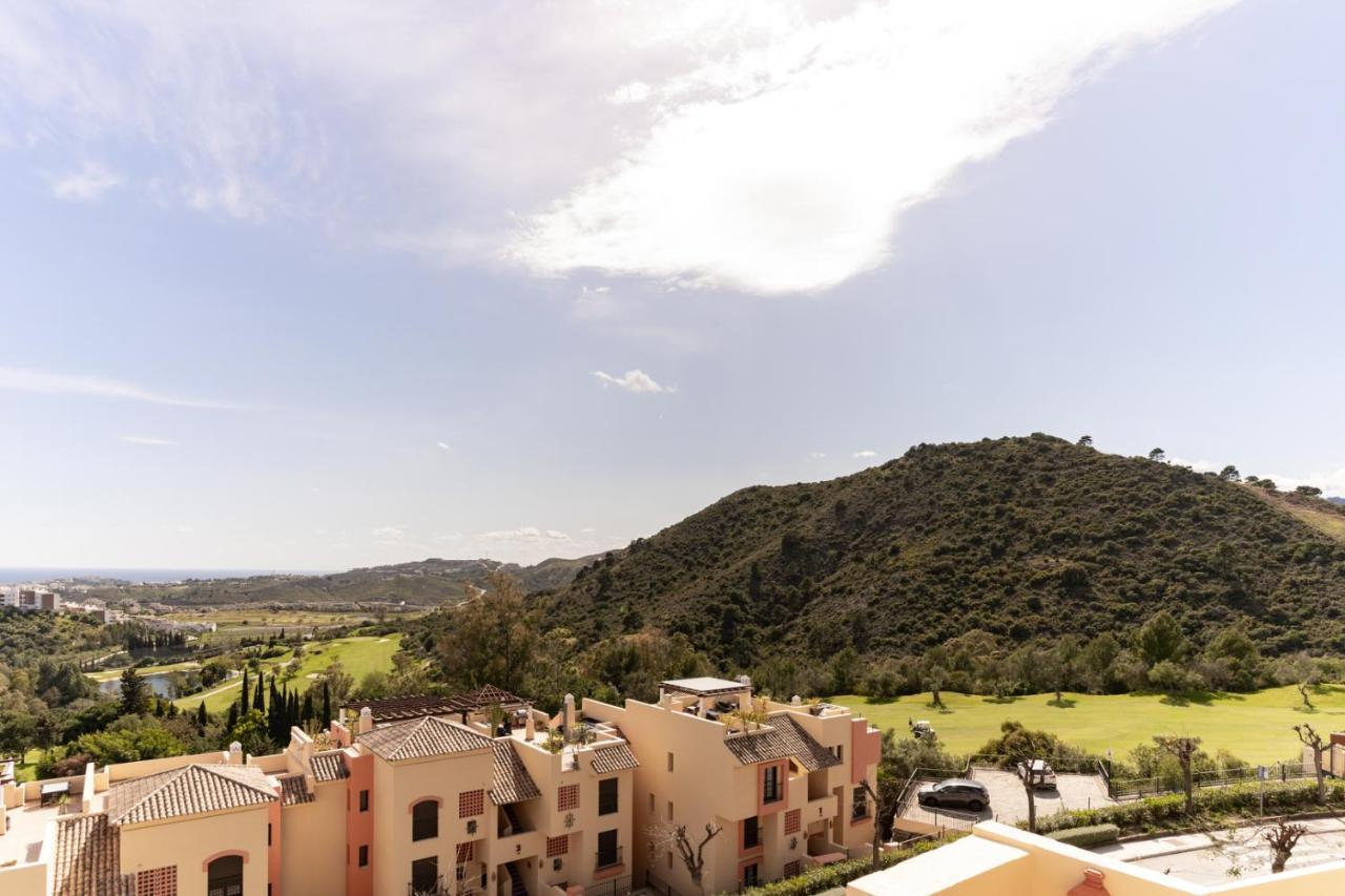 Los Arqueros Golf Apartments Benahavís Екстериор снимка