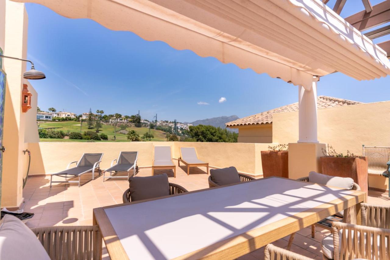 Los Arqueros Golf Apartments Benahavís Екстериор снимка