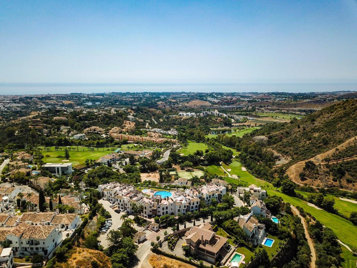 Los Arqueros Golf Apartments Benahavís Екстериор снимка
