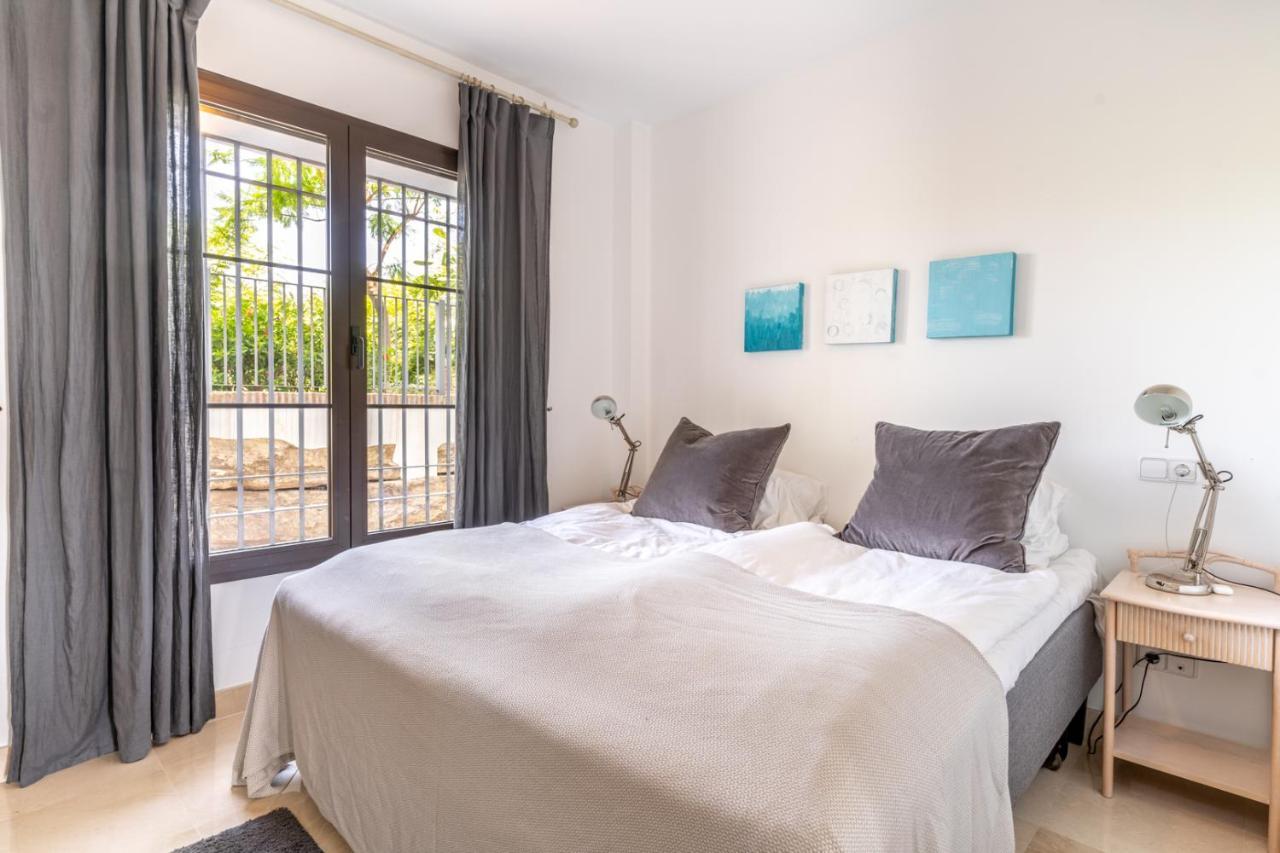 Los Arqueros Golf Apartments Benahavís Екстериор снимка