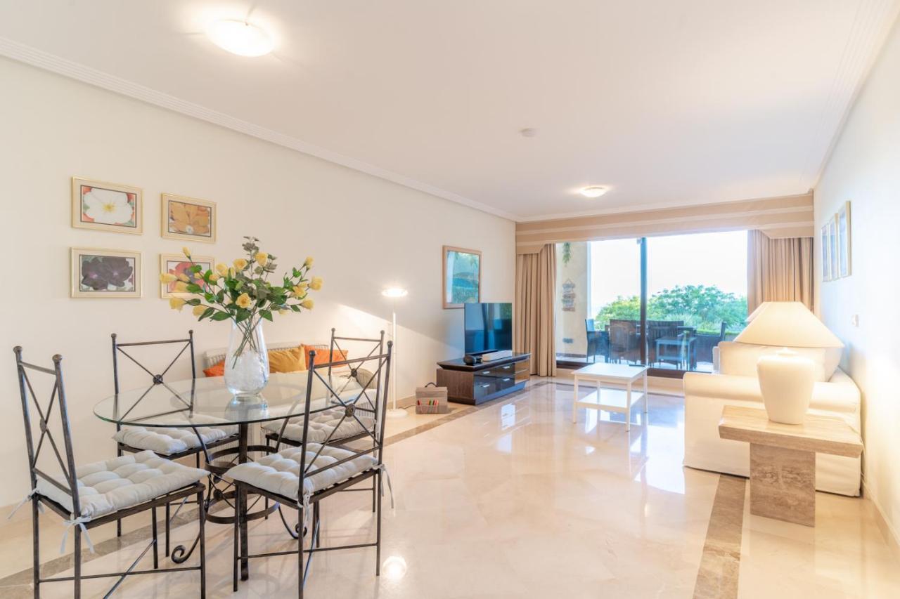 Los Arqueros Golf Apartments Benahavís Екстериор снимка