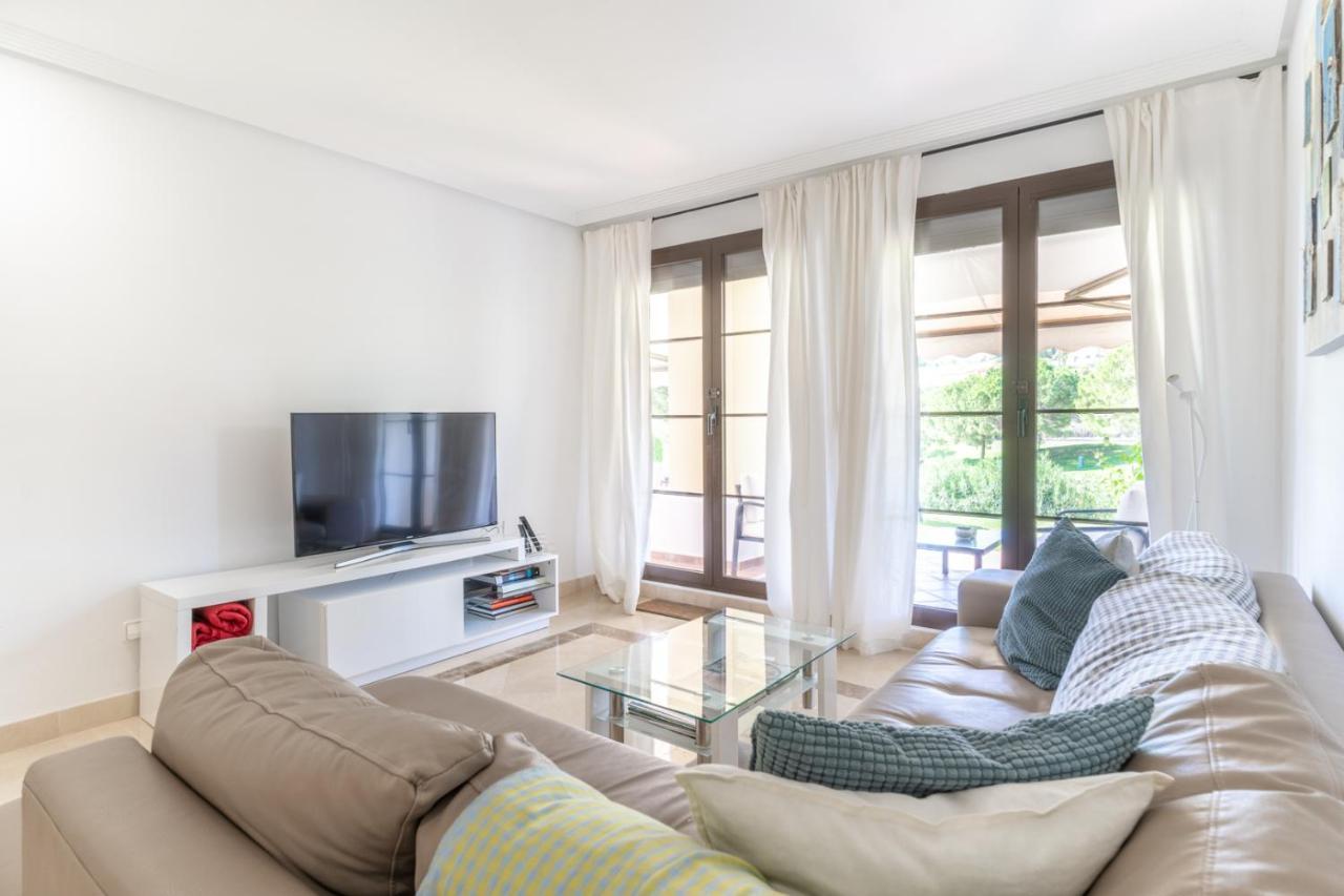 Los Arqueros Golf Apartments Benahavís Екстериор снимка