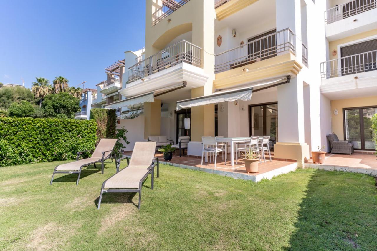 Los Arqueros Golf Apartments Benahavís Екстериор снимка