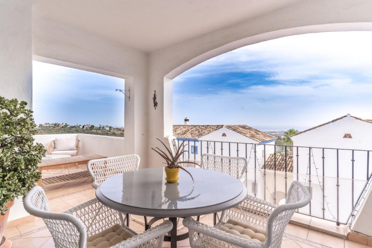 Los Arqueros Golf Apartments Benahavís Екстериор снимка