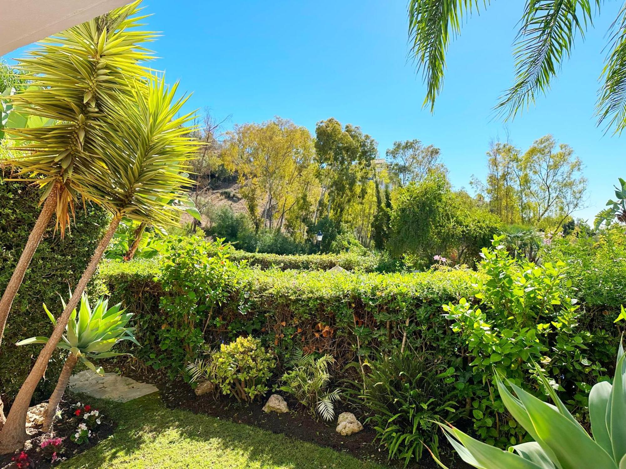 Los Arqueros Golf Apartments Benahavís Екстериор снимка